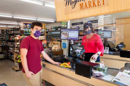 market-20200920095553_thumb.jpg